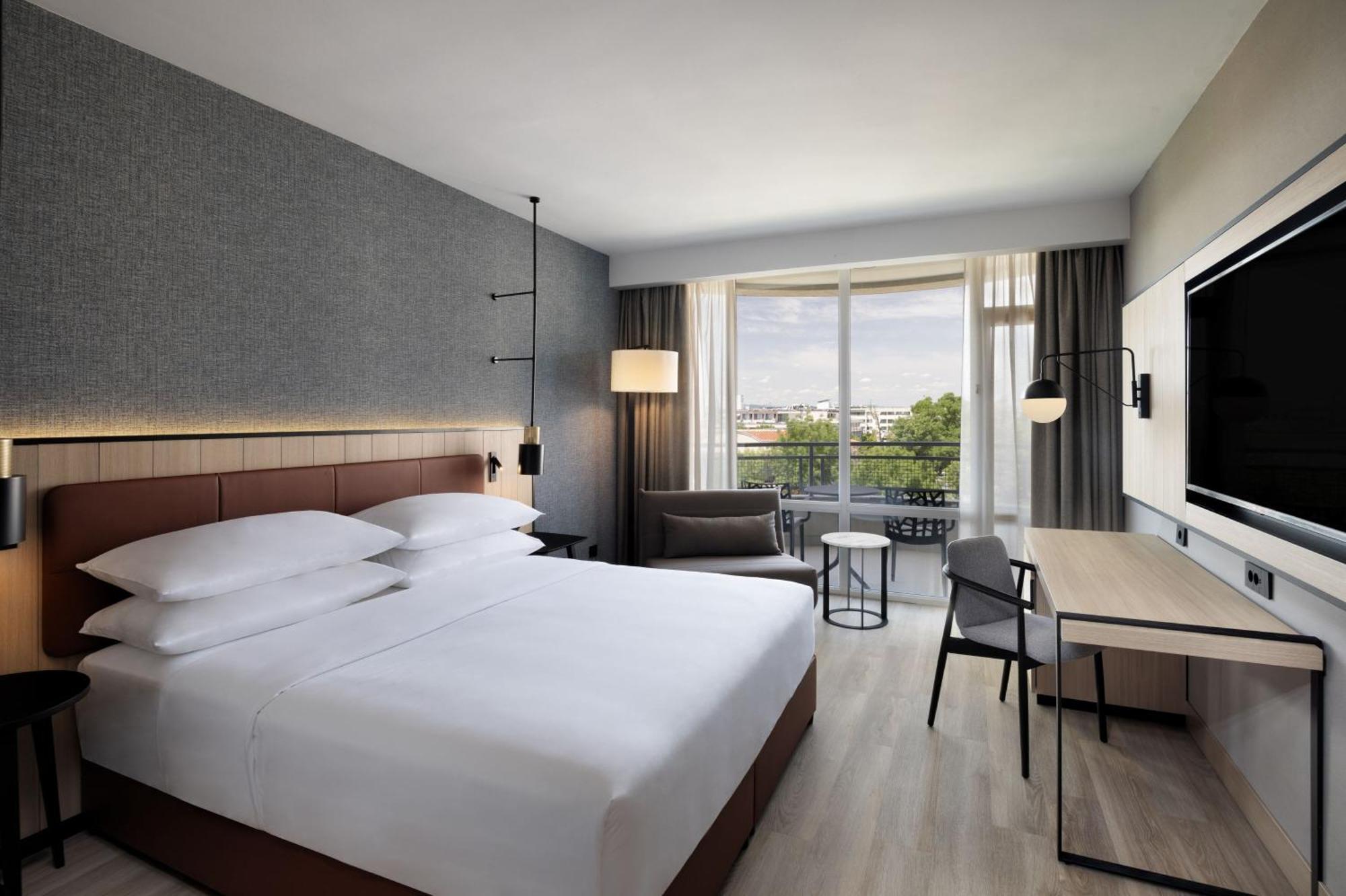 Four Points By Sheraton Sunny - Free Access Hotel 4*